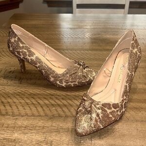 NWOT Andrew Geller sparkle cheetah leopard heels size 7.5